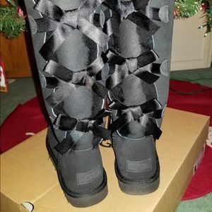Ugg Bailey Bow Tall ll🖤